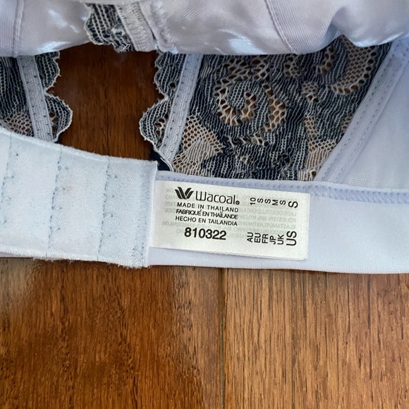 NWT Wacoal Embrace Lace™ Wire Free Bra - Picture 5 of 5
